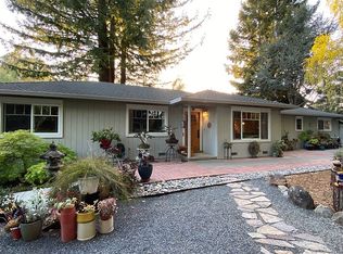 1595 Schaeffer Rd, Sebastopol, CA 95472