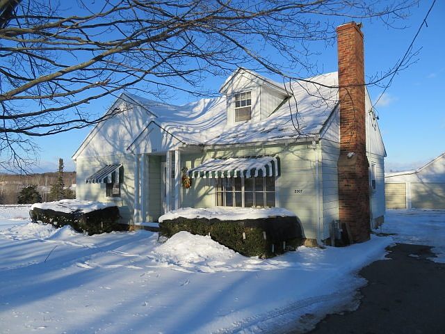 1st image of 2307 Merrill Ave