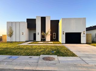 6702 El Bosal Ln, Laredo, TX 78043