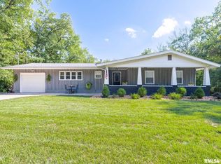 237 Wildwood Dr, Groveland, IL 61535