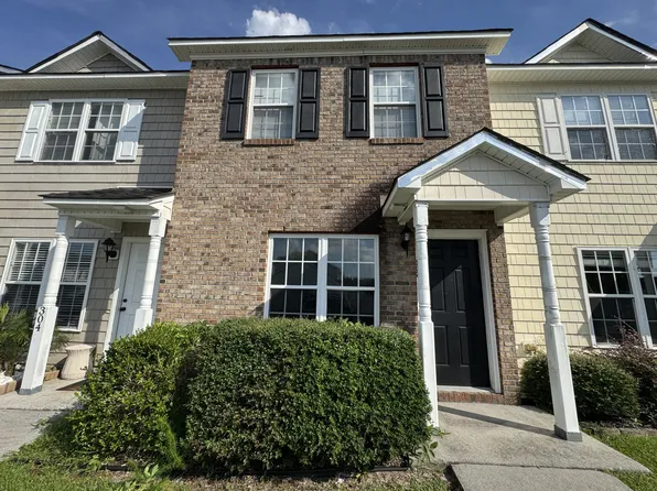 302 Streamwood Dr #1, Jacksonville, NC 28546