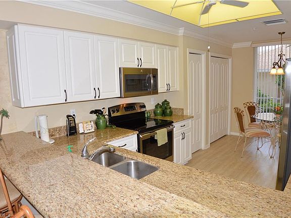4th image of 8067 Queen Palm Ln APT 612