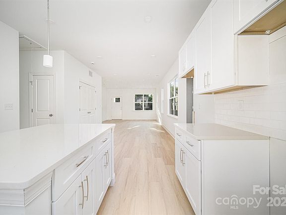 2nd image of 908 N 8th St