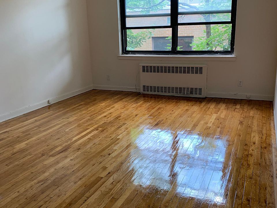 1st image of 14 Stoner Ave APT 3K