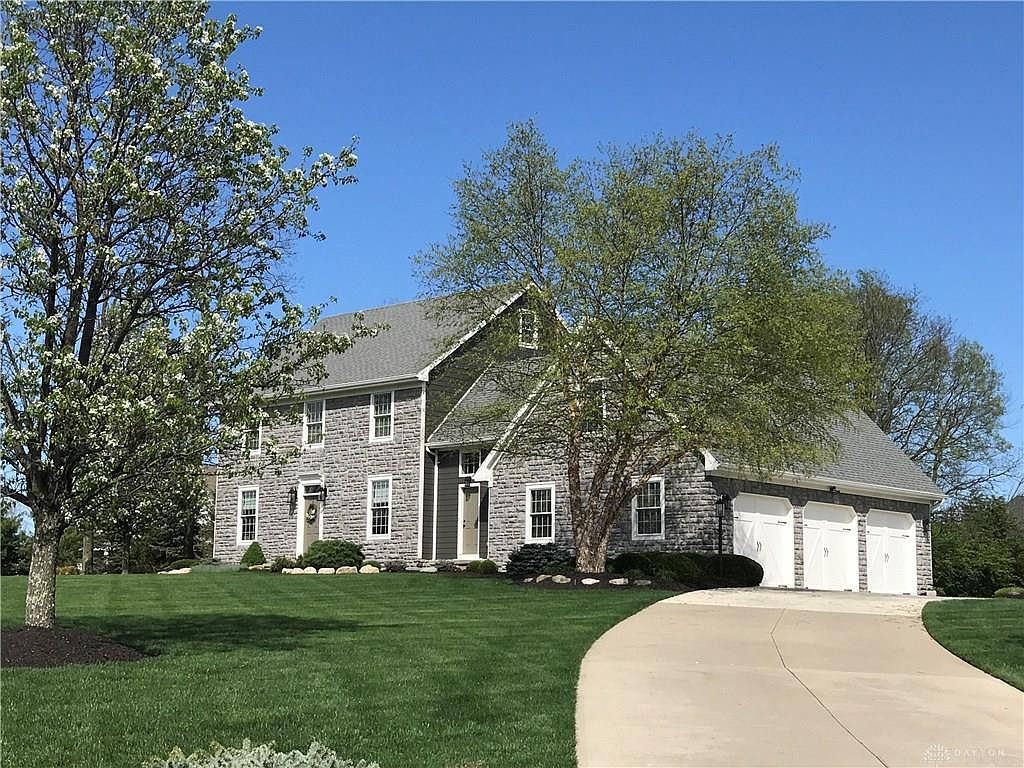 7992 Locust Grove Ct, Springboro, OH 45066 Zillow