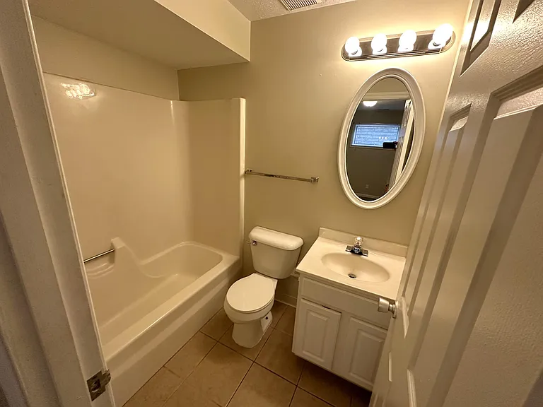 4409 Country Club Dr #38 — Photo 8