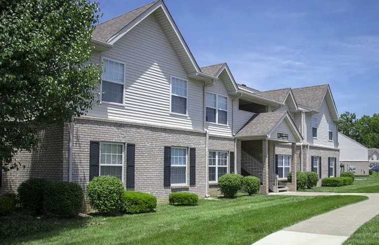 Oak Meadow Apartments — Photo 16