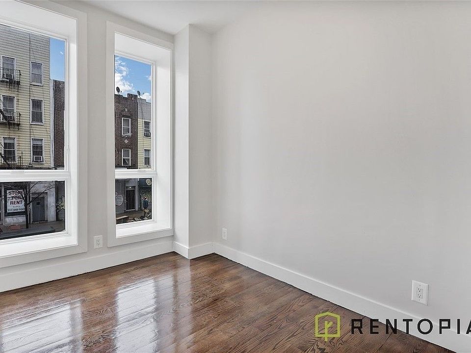 1st image of 83 Graham Ave #326
