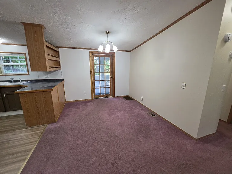 8 Quimby Rd — Photo 10
