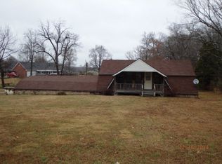 225 Old Paris Rd, Mc Kenzie, TN 38201