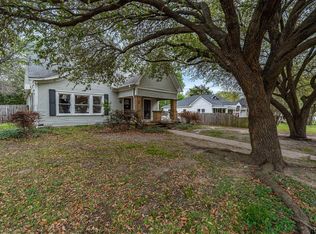 305 E Blair St, Mineola, TX 75773