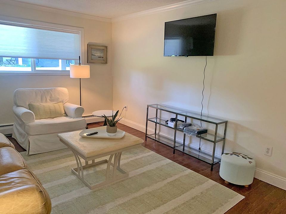 402 Heights at Cape Ann 402 Heights At Cape Ann Gloucester, MA