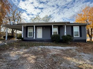 102 Locust St, Kuttawa, KY 42055