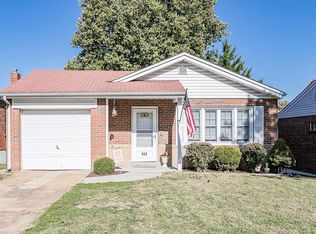 453 Kingston Dr, Saint Louis, MO