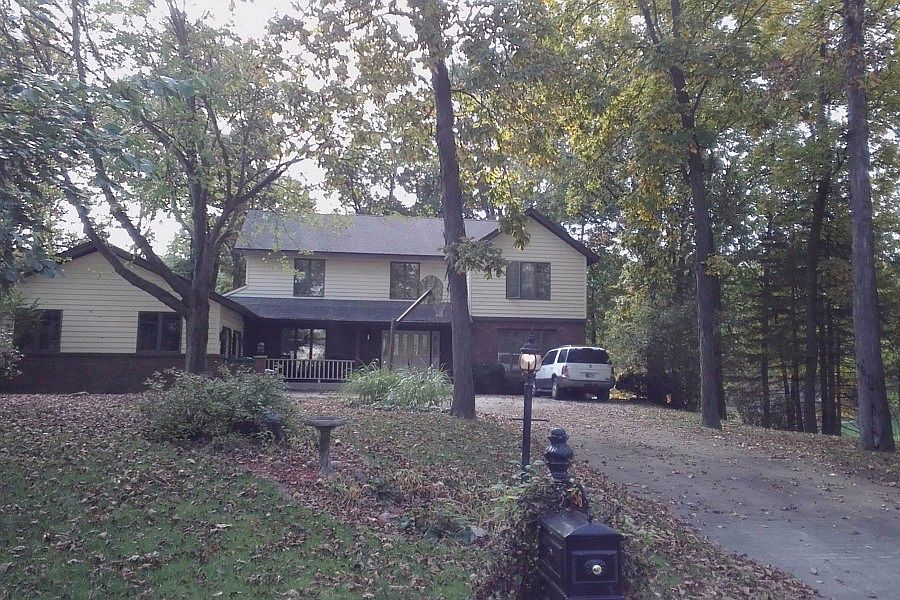1st image of 456 Amhurst Rd