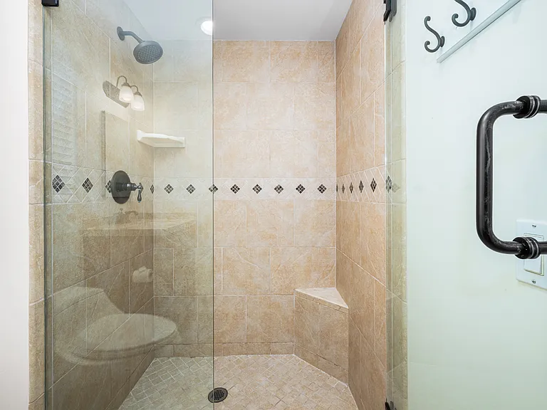 117 Marine Ave #B — Photo 28