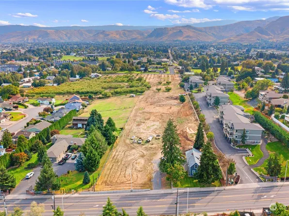 1527 Maiden Lane, Wenatchee, WA 98801