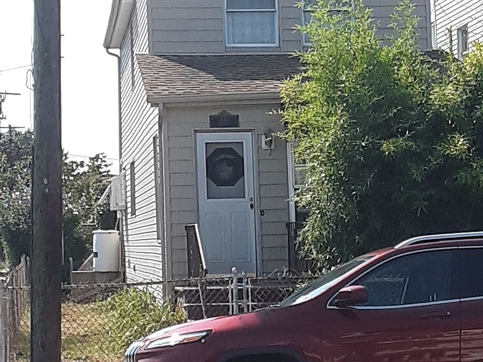 1st image of 3140 Avenue W