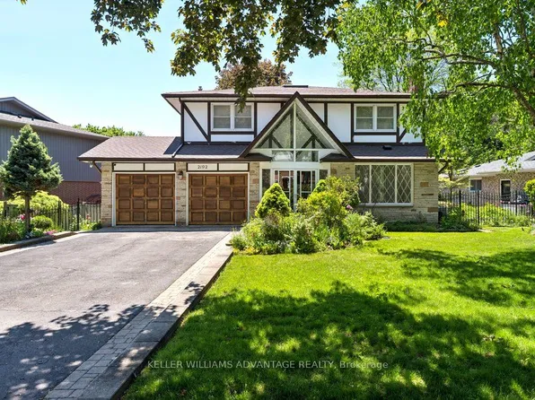 2192 Castlestone Ct, Mississauga, ON L5B 1Y1