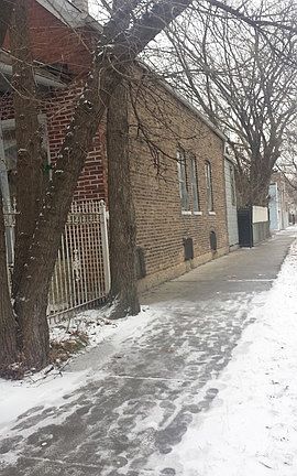2nd image of 1001 N Kedvale Ave