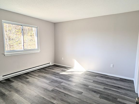 5th image of 86 Sherman Ave APT 12