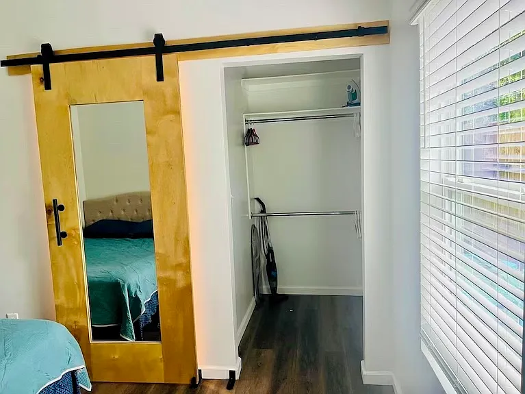 7356 Greenway Dr — Photo 3