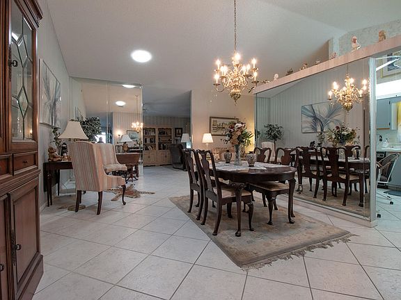 5th image of 5436 Crystal Anne Dr
