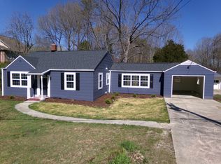 784 S Peace Haven Rd, Winston Salem, NC 27103
