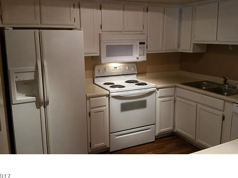 3450 Erva St #212 — Photo 9