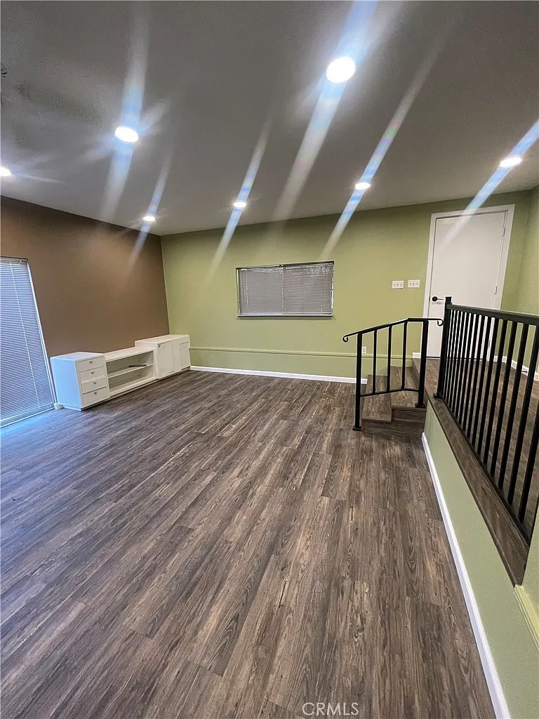 4 bed, 1920 sqft, $3,500 — Photo 3