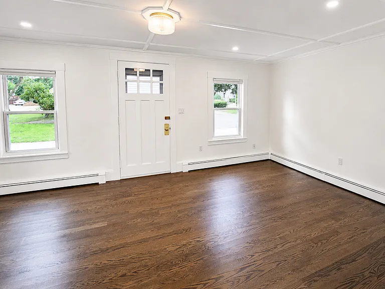 164 Warren Ave #B — Photo 20