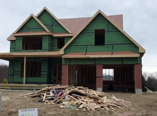 30 Raspberry Ln, Manchester, NH 03104