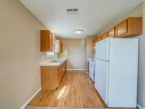 4th image of 3336 Hawkwood Ln