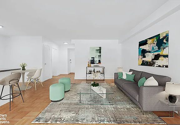 4th image of 167 E 67th St APT 7F