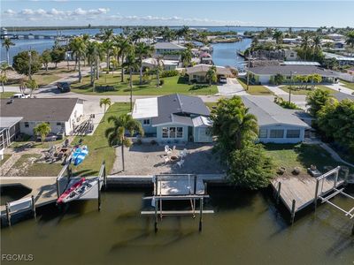 2562 Bayshore Dr, Matlacha, FL, 33993