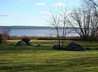 13 Stonegate Rd, Warren, RI 02885