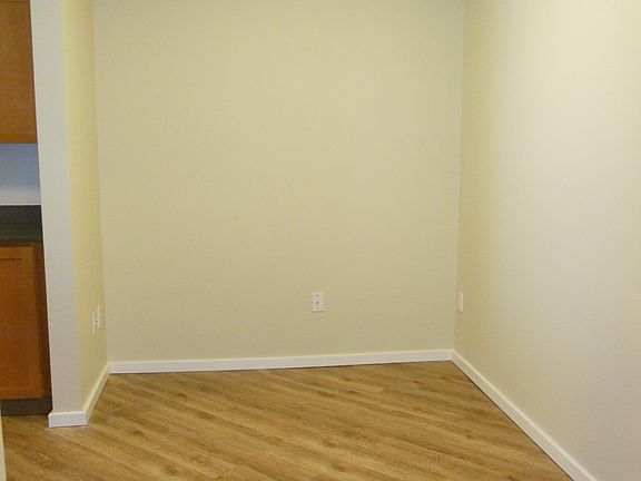 Den- perfect for home office!