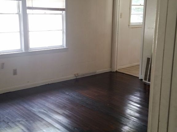 5th image of 123 Bellot St