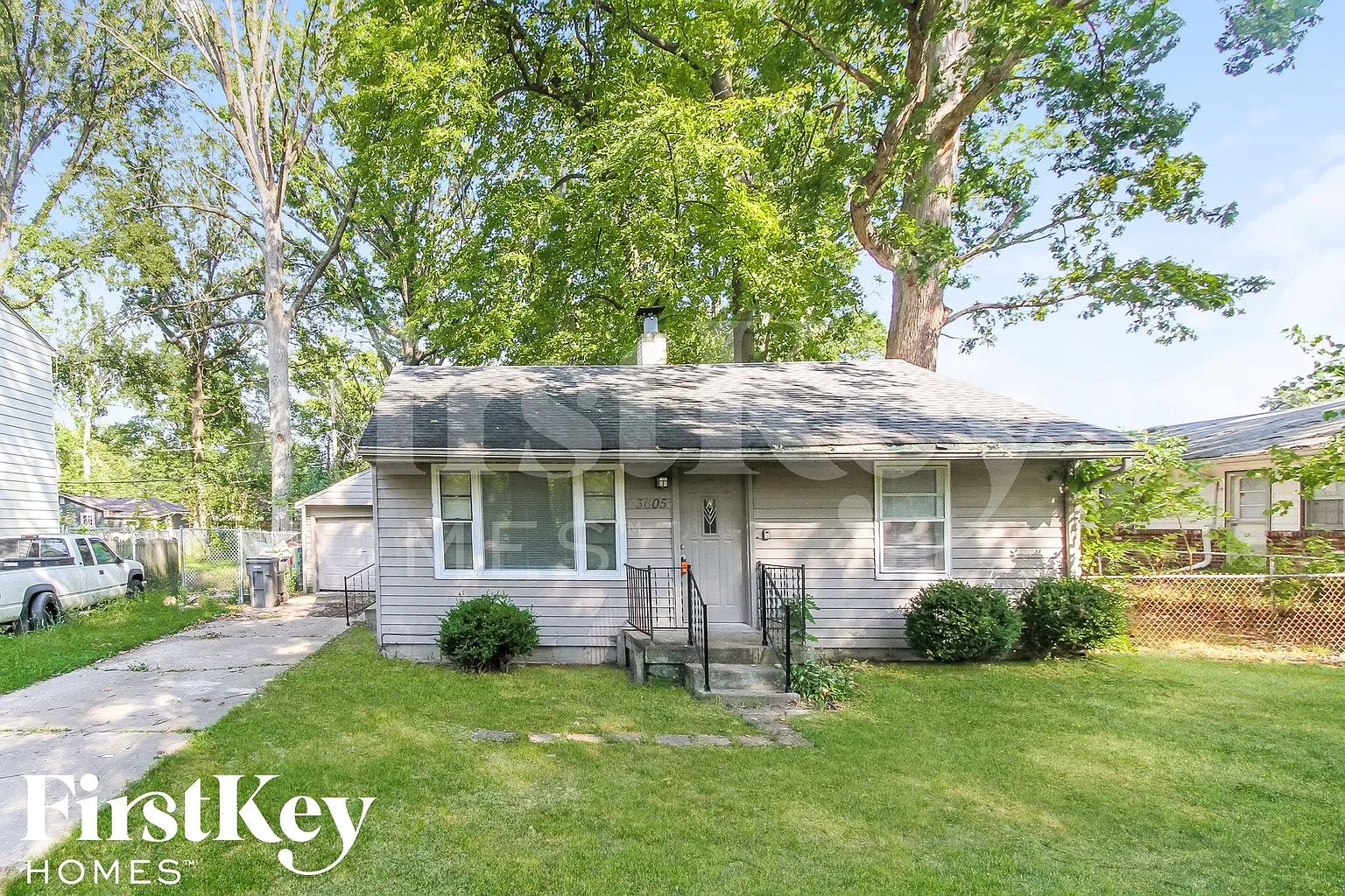 3605 N Sadlier Dr photo 1