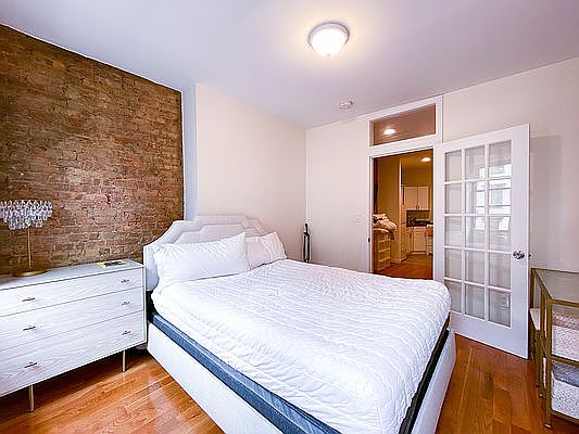 3rd image of 339 E 6th St APT 8