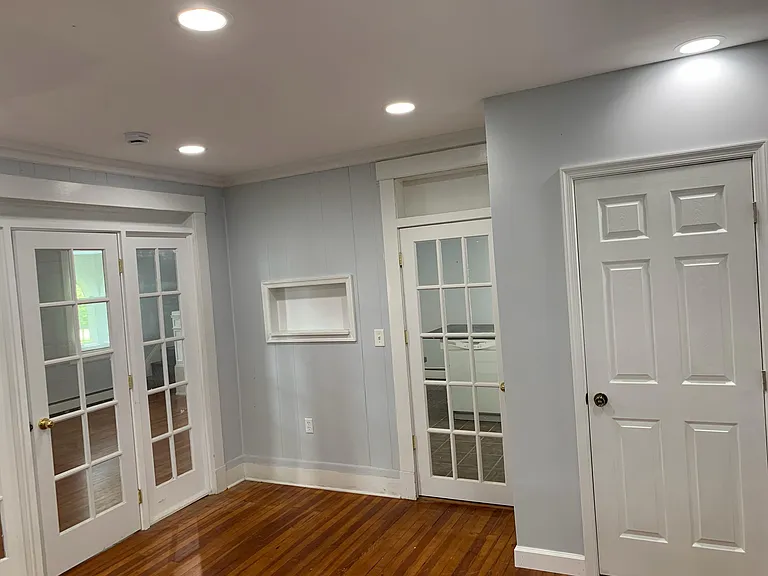 4421 Wilkens Ave — Photo 8