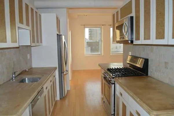 Rented by Dream Space Realty | media 11