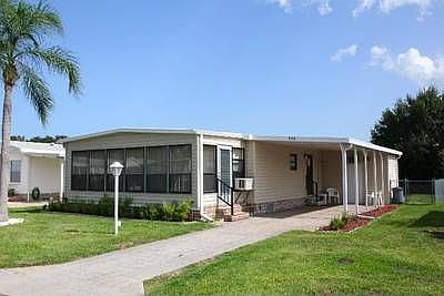 1st image of 958 Cashew Cir