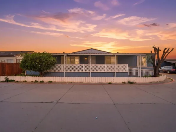 174 Redwood Dr #174, Hollister, CA 95023