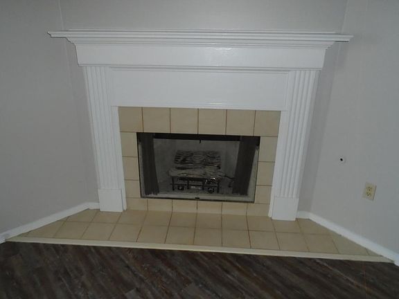 4th image of 7170 Benji Ave