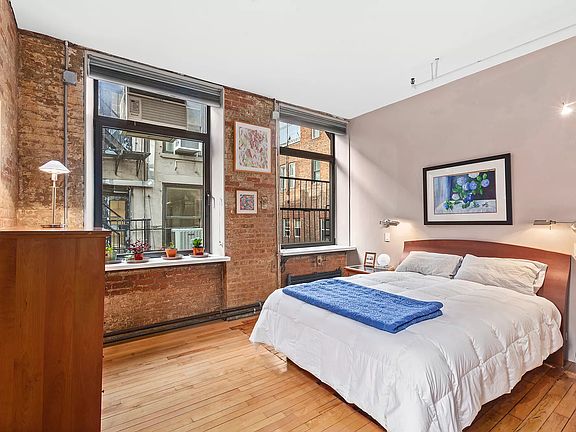 4th image of 101 Wooster St APT 5R