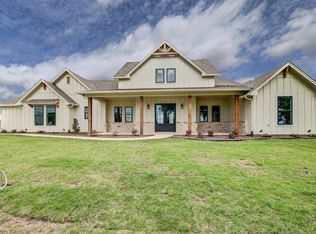 325 County Road 1180, Alvord, TX 76225