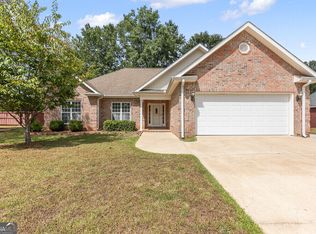 43 Tiffany Ln, Warner Robins, GA 31093
