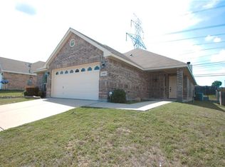 10504 Barber Ln, Benbrook, TX 76126