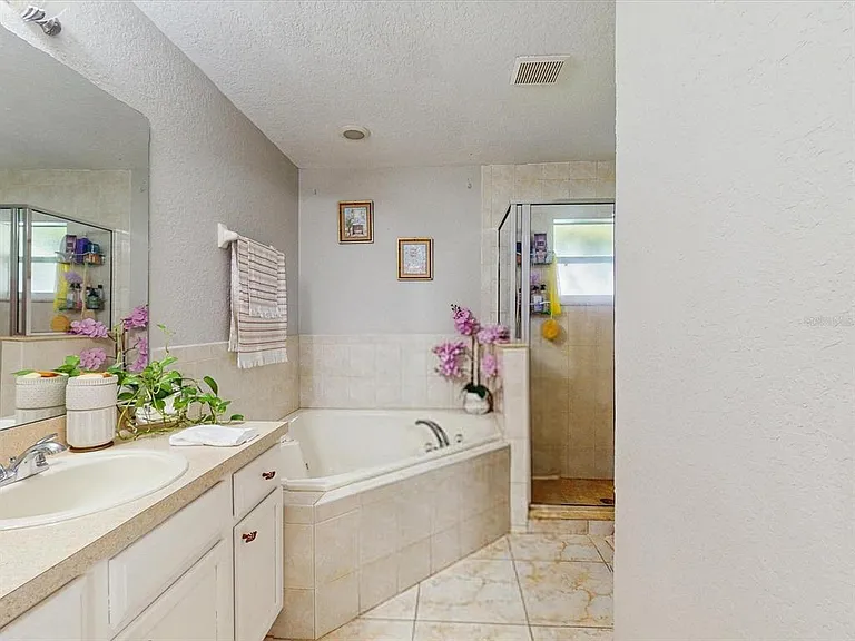 411 Mallard Way — Photo 12